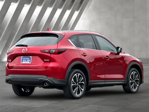 Used 2023 MAZDA CX-5 AWD 2.5 S w/ Premium Plus Pkg image 3