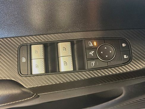Used 2025 Mitsubishi Outlander SE AWD/4WD image 15