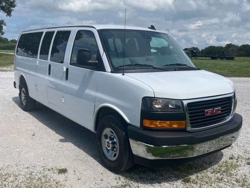 Used 2026 GMC Savana 3500 LT w/ LT Preferred Equipment Group RWD image 1
