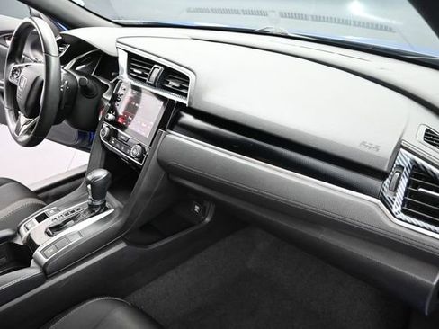 Used 2020 Honda Civic Sport image 23