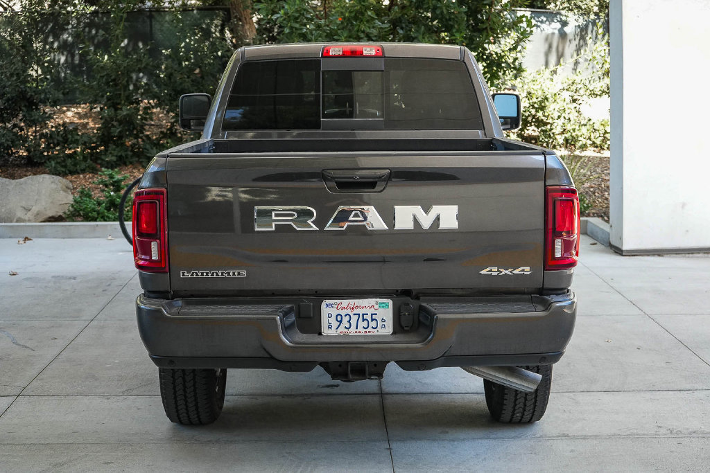 Used 2026 RAM 2500 Laramie AWD/4WD image 5