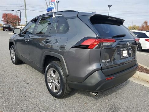 Used 2022 Toyota RAV4 XLE image 6