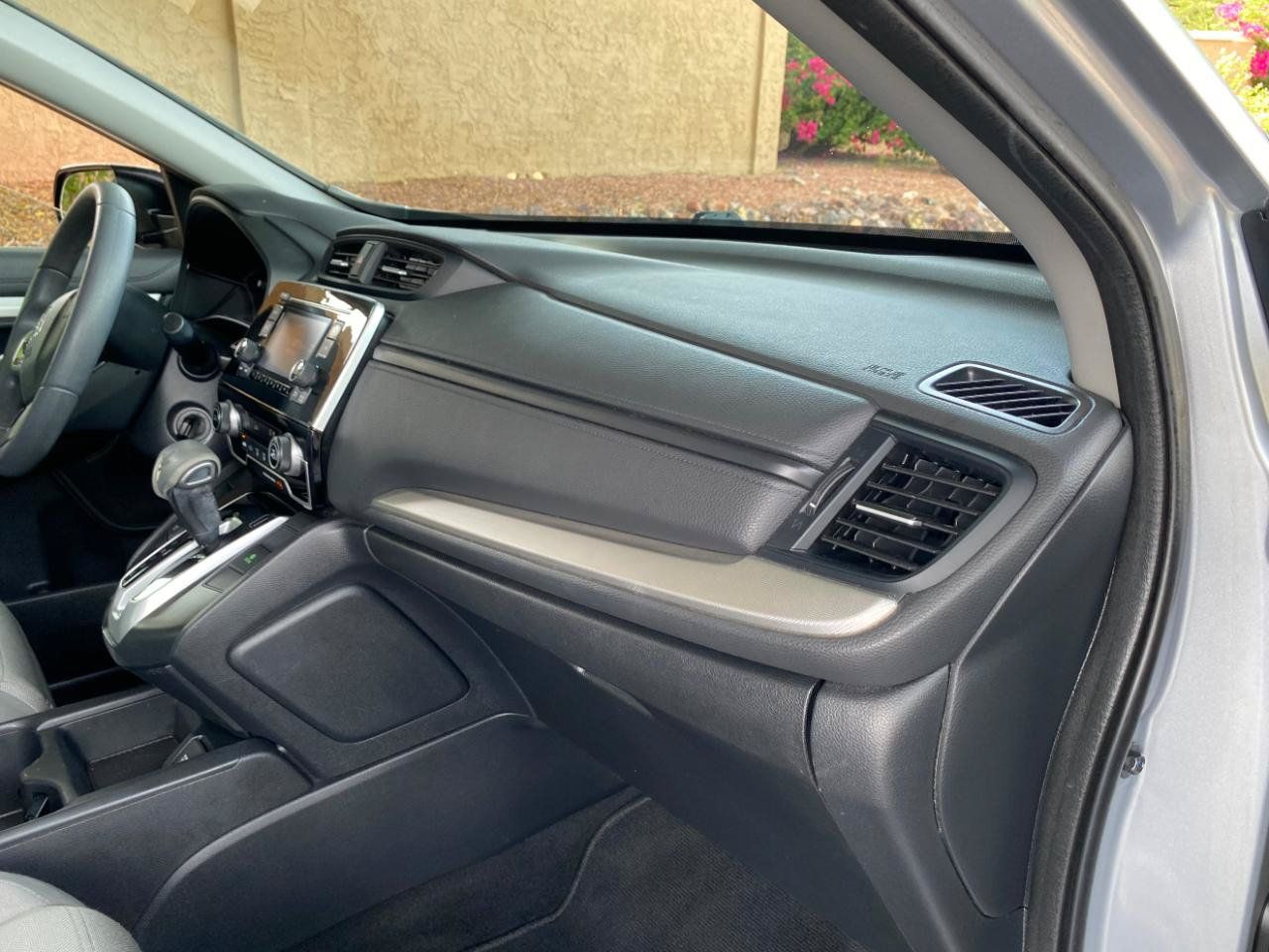 Used 2018 Honda CR-V LX image 56