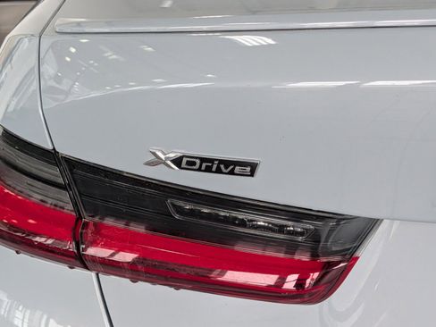 New 2026 BMW 330i xDrive Sedan w/ M Sport Package image 4