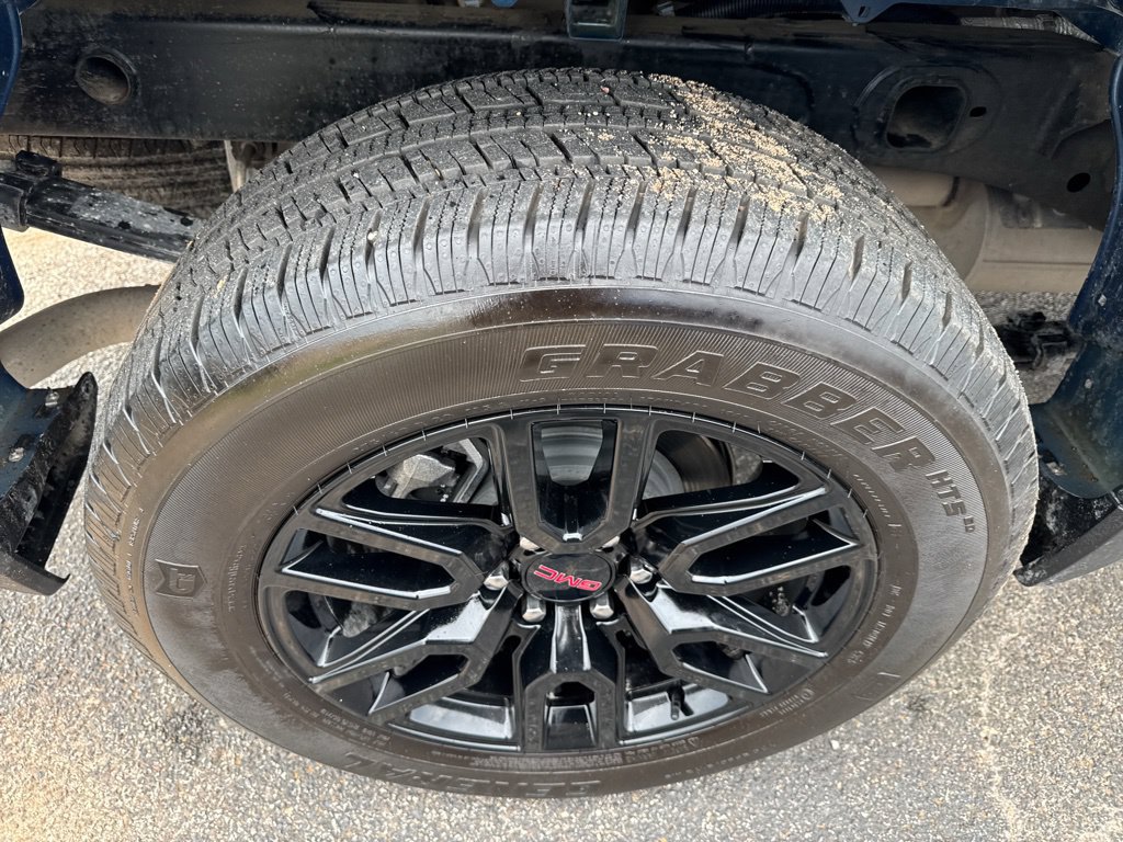Used 2026 GMC Sierra 1500 Elevation RWD image 36