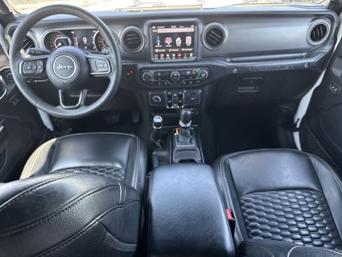 Used 2023 Jeep Wrangler Unlimited Sport w/ Sun And Sound Package AWD/4WD image 28