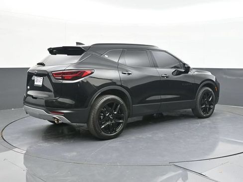 Used 2024 Chevrolet Blazer LT w/ Convenience Package FWD image 14