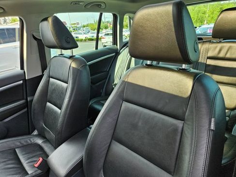 Used 2013 Volkswagen Tiguan SEL AWD/4WD image 15
