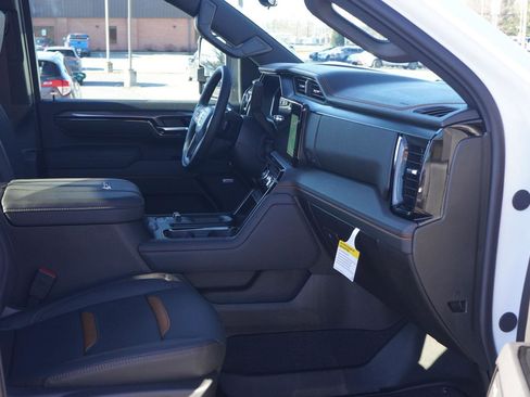 New 2026 GMC Sierra 2500 AT4 w/ AT4 Premium Plus Package image 31