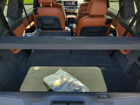 New 2027 BMW X7 M60i AWD/4WD image 6