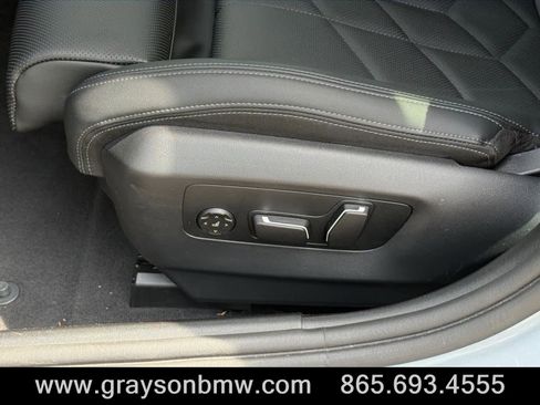 Used 2026 BMW 530i xDrive image 12