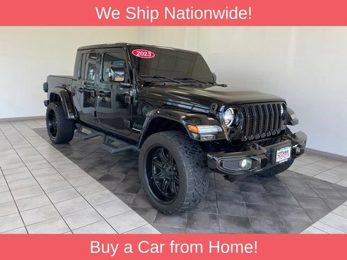 Used 2023 Jeep Gladiator Overland AWD/4WD image 1