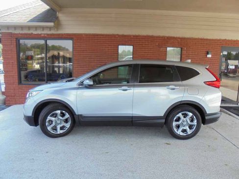 Used 2018 Honda CR-V EX image 1