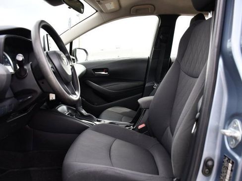 Used 2020 Toyota Corolla LE image 13