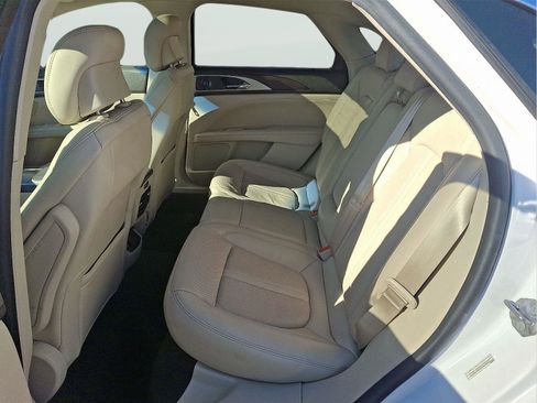 Used 2019 Lincoln MKZ Reserve image 11