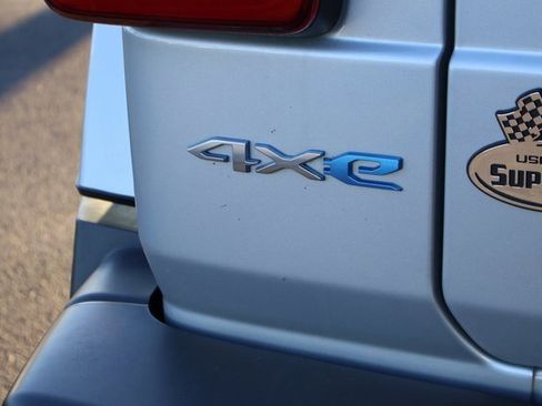 Used 2023 Jeep Wrangler Unlimited Sahara w/ Cold Weather Group image 18