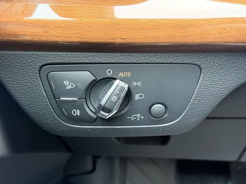 Certified 2024 Audi Q5 Premium AWD/4WD image 38