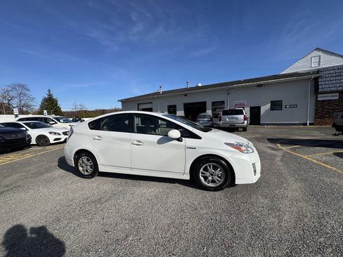 Used 2010 Toyota Prius Four image 5
