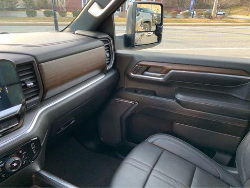 Used 2024 Chevrolet Silverado 3500 High Country w/ Midnight Edition image 20