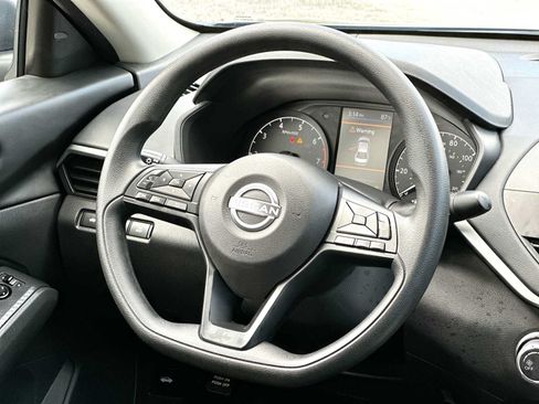 Used 2024 Nissan Altima 2.5 S FWD image 27