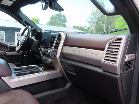 Used 2017 Ford F350 Platinum w/ Platinum Ultimate Package AWD/4WD image 52