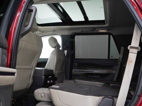 Used 2019 Ford Expedition Limited w/ Special Edition Package AWD/4WD image 20
