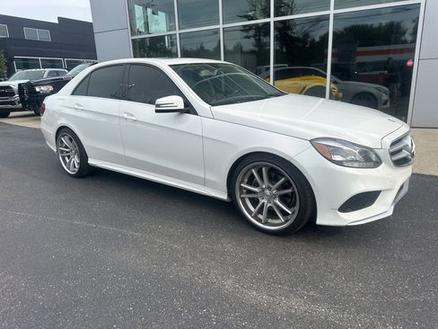 Used 2014 Mercedes-Benz E 350 Sedan image 1