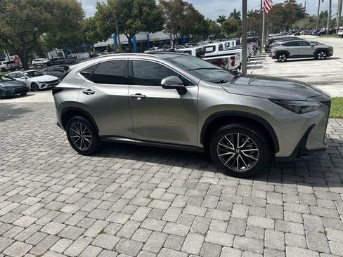 Used 2024 Lexus NX 250 FWD image 15
