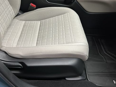 Certified 2023 Honda HR-V LX image 19
