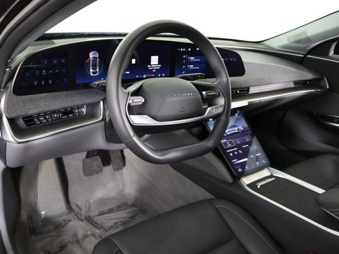 Used 2025 Lucid Air Touring AWD/4WD image 29