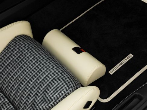 Used 2022 Porsche 911 GT3 image 25