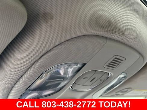 Used 2022 Jeep Compass Latitude w/ Sun and Sound Group FWD image 31