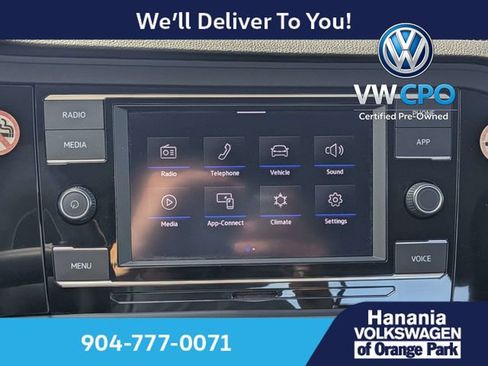 Certified 2024 Volkswagen Jetta SE FWD image 20