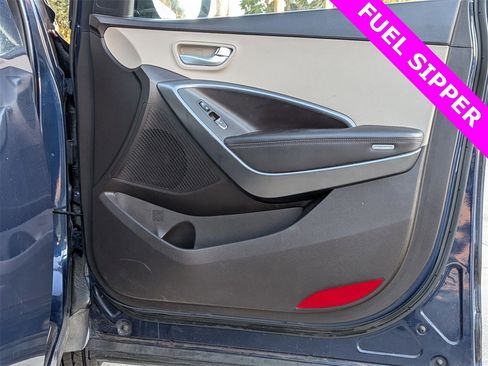 Used 2018 Hyundai Santa Fe Sport image 19