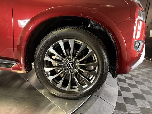 Used 2023 Nissan Armada Platinum w/ Captain's Chairs Package RWD image 10
