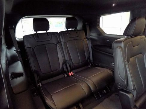 New 2025 Jeep Grand Cherokee L Limited w/ Trailer Tow Package image 24