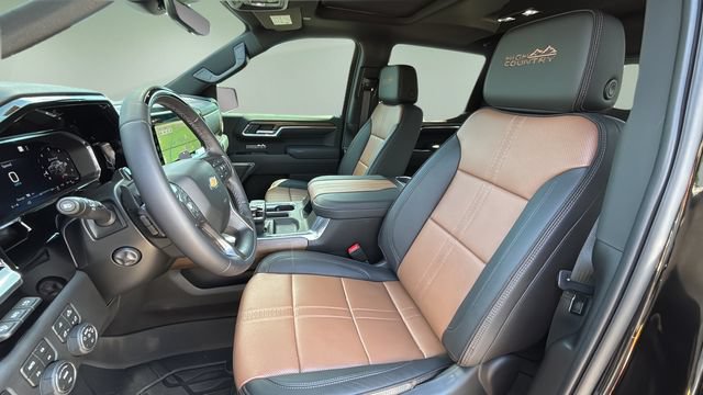 Used 2026 Chevrolet Silverado 1500 High Country AWD/4WD image 18