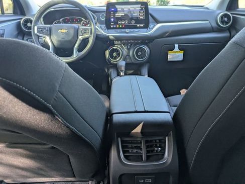 New 2026 Chevrolet Blazer LT image 25