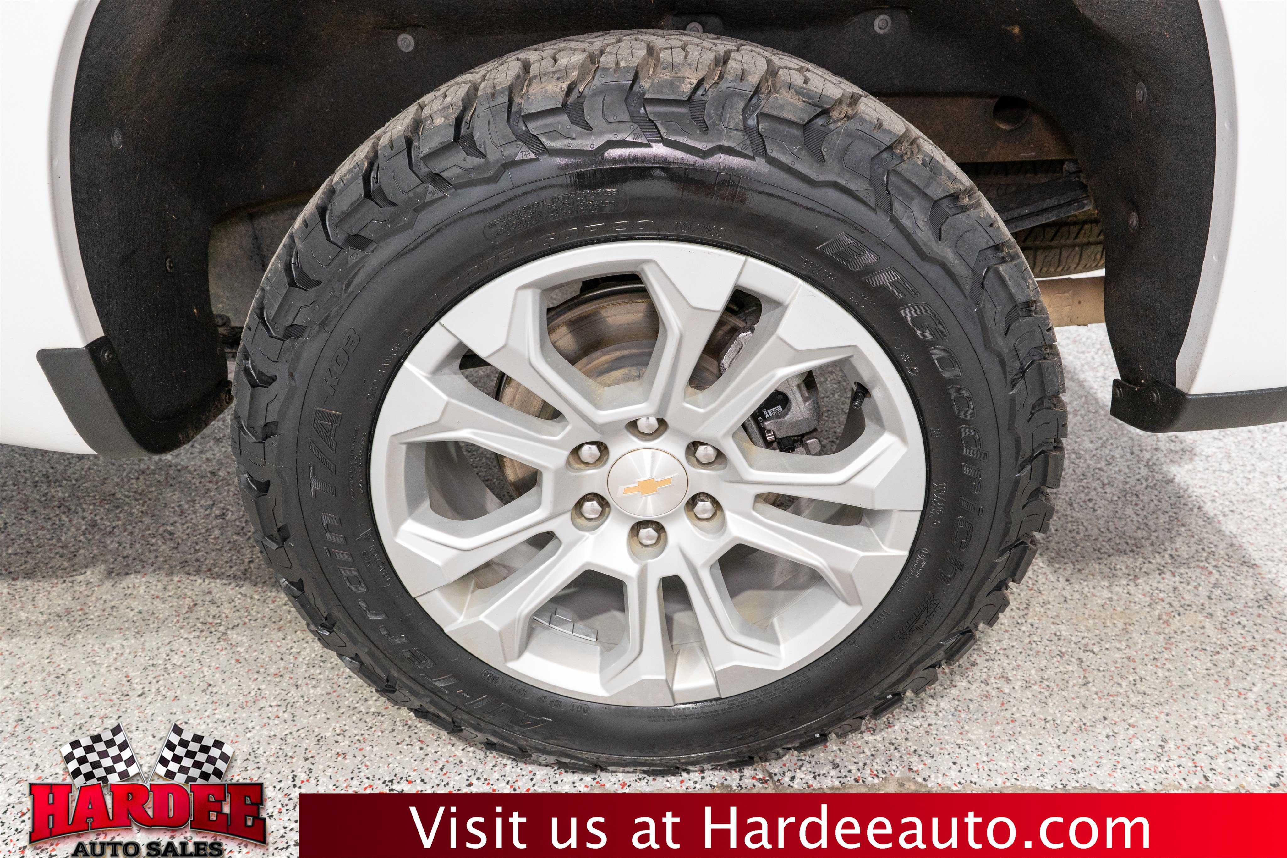 Used 2025 Chevrolet Silverado 1500 LTZ AWD/4WD image 10