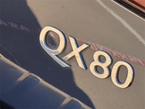 Used 2018 INFINITI QX80 4WD w/ Deluxe Technology Package image 10