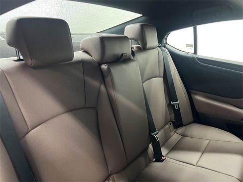 Certified 2025 Lexus ES 350 w/ Premium Package image 13