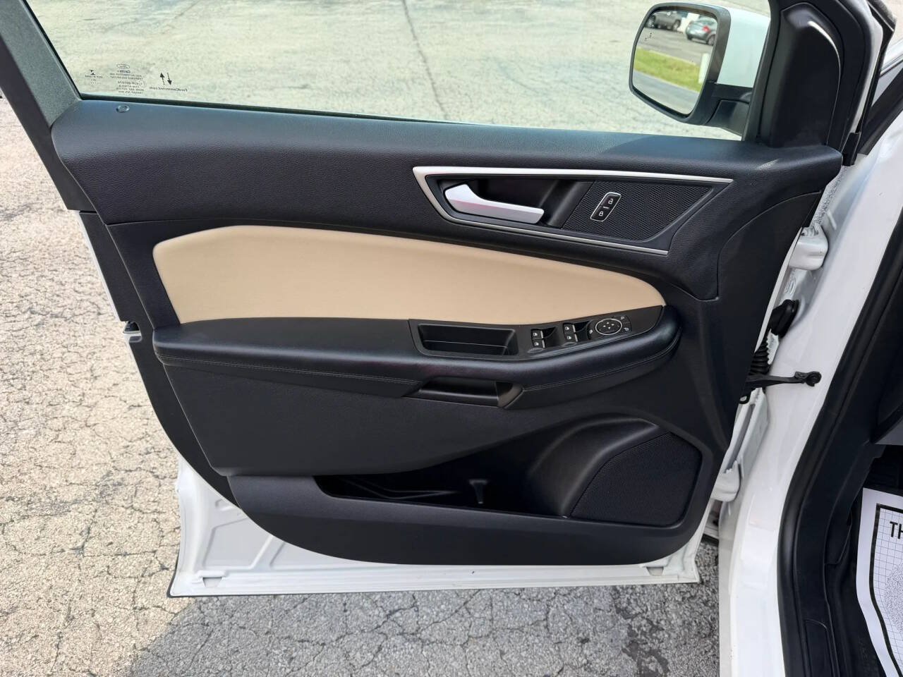 Used 2022 Ford Edge SEL w/ Convenience Package AWD/4WD image 10