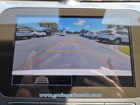 Used 2024 Chevrolet Malibu LS w/ Driver Confidence Package FWD image 16