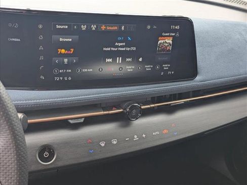 Used 2023 Nissan Ariya image 15