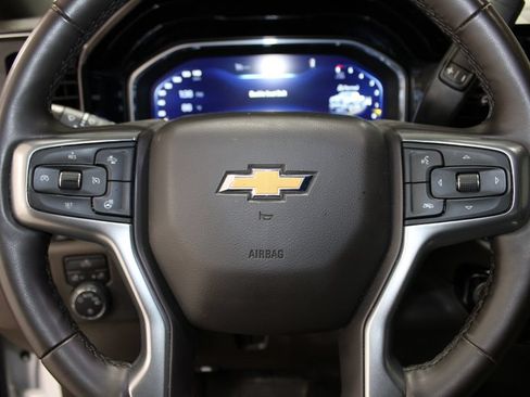 Used 2023 Chevrolet Silverado 1500 LT AWD/4WD image 18