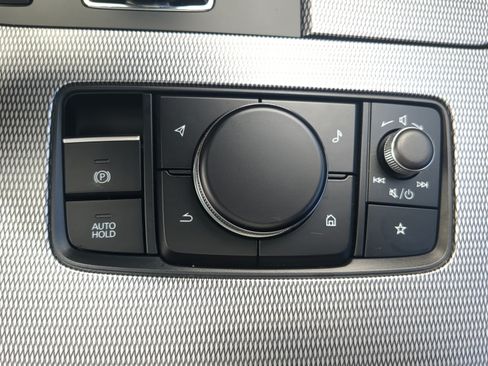 Certified 2025 MAZDA CX-70 Plug-In Hybrid w/ Premium Pkg AWD/4WD image 20