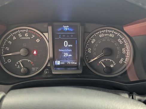 Used 2020 Toyota Tacoma TRD Sport AWD/4WD image 19