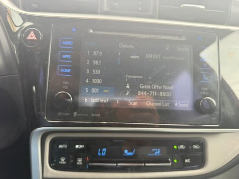 Used 2017 Toyota Corolla LE w/ LE Premium Package FWD image 23