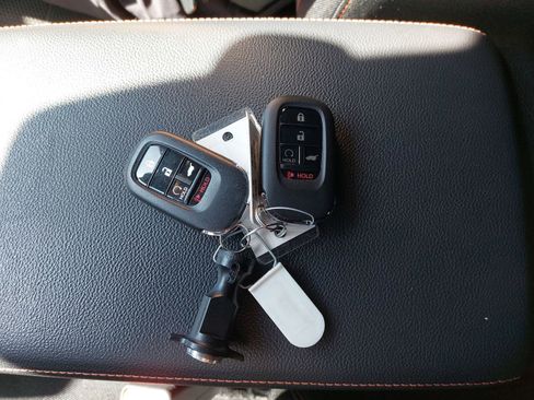 Used 2024 Honda CR-V Sport image 10