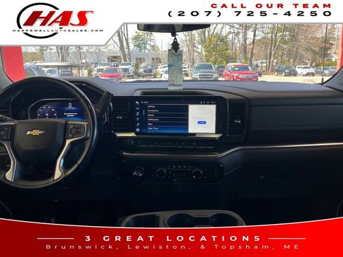 Used 2024 Chevrolet Silverado 1500 LT w/ Protection Package AWD/4WD image 15